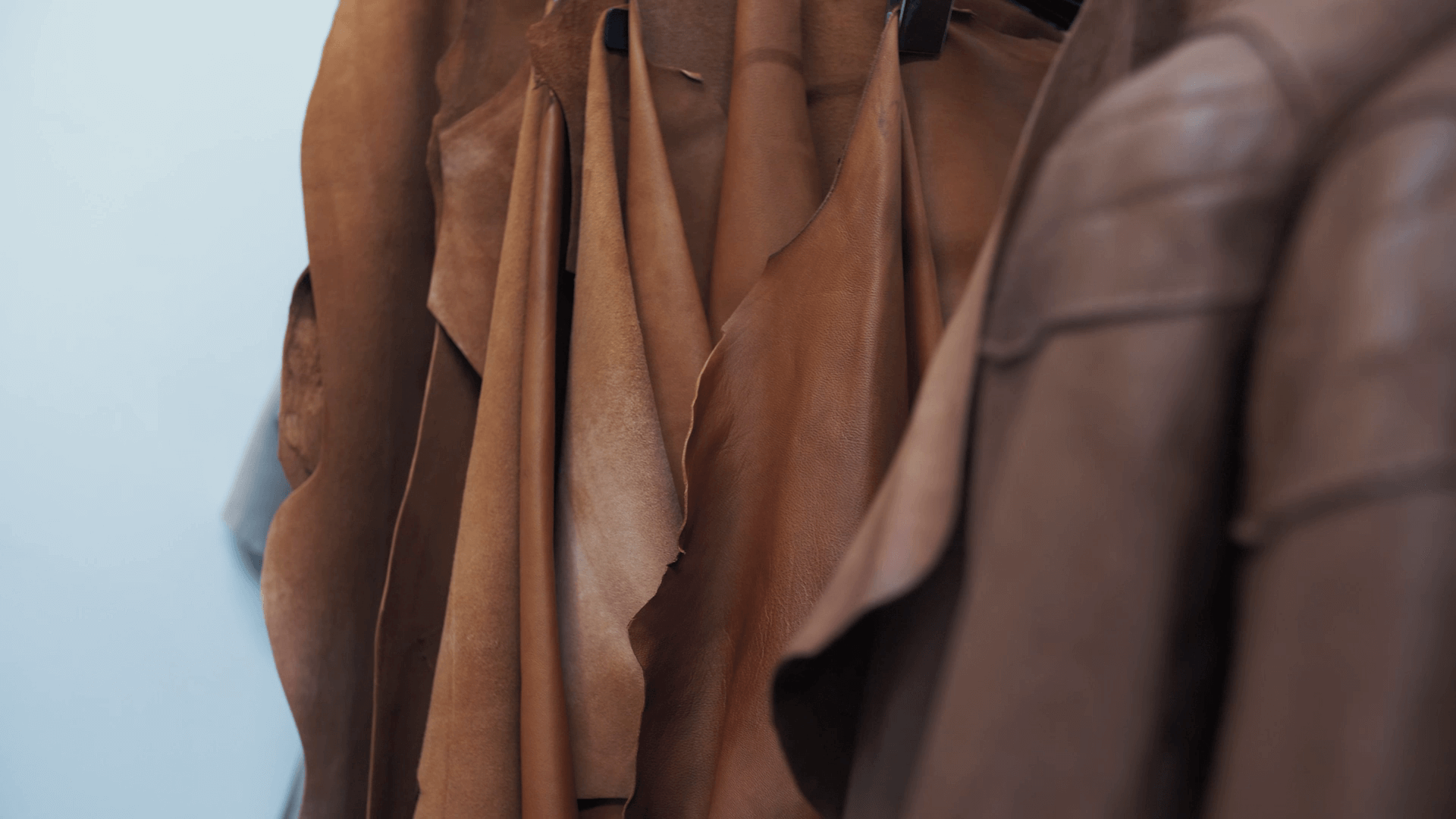 Giacche, borse, zaini e accessori 100% vera pelle Made in Italy - Barone Firenze