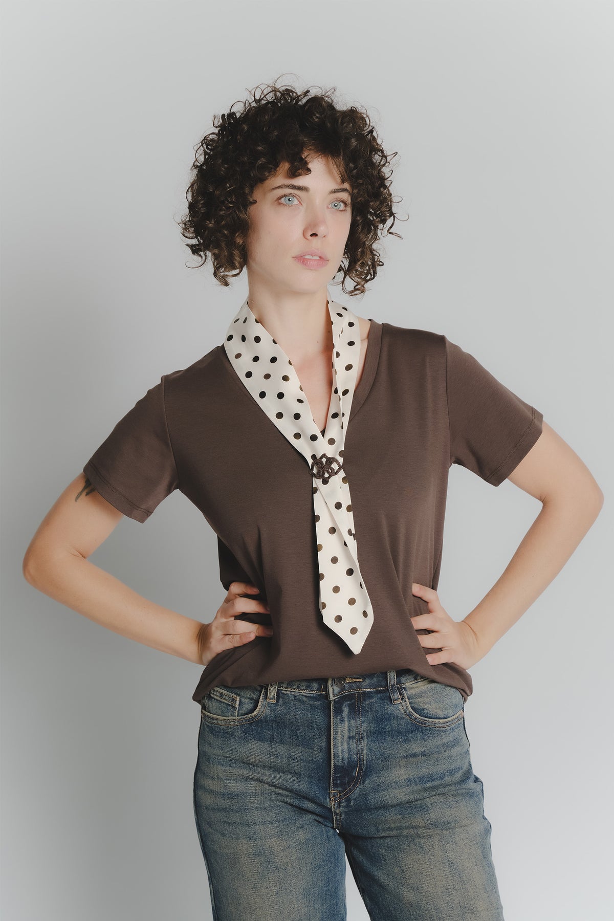 T-shirt Cioccolato con Foulard a Pois Bianco donna Barone firenze - 3