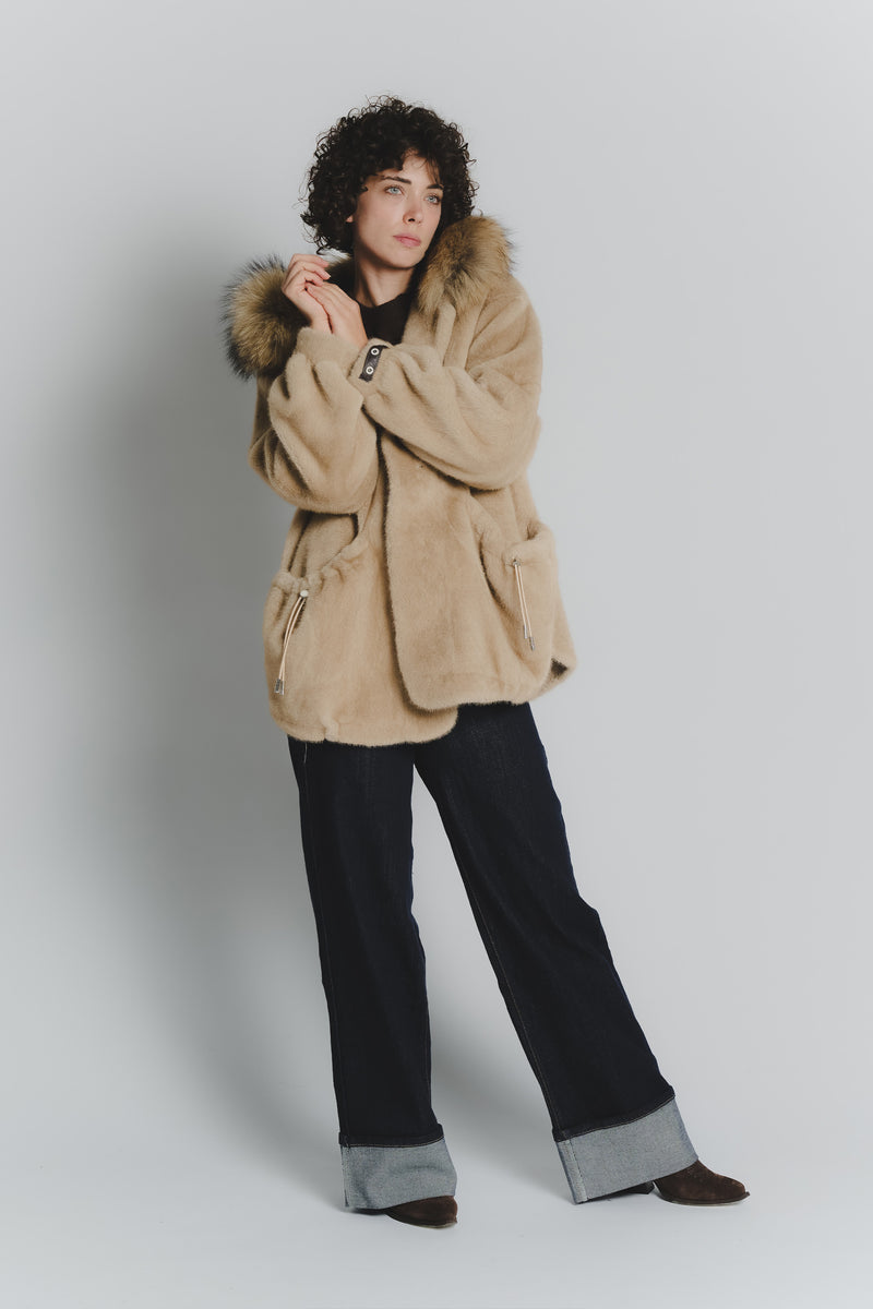 Beatrice Nocciola donna Barone firenze - 1