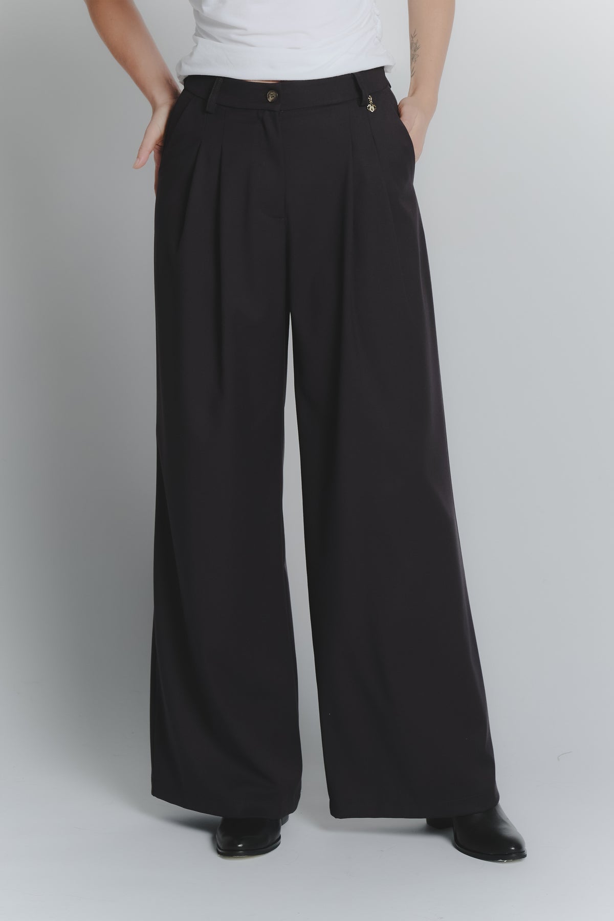 Pantalone Palazzo Testa di Moro Donna donna Barone firenze - 1