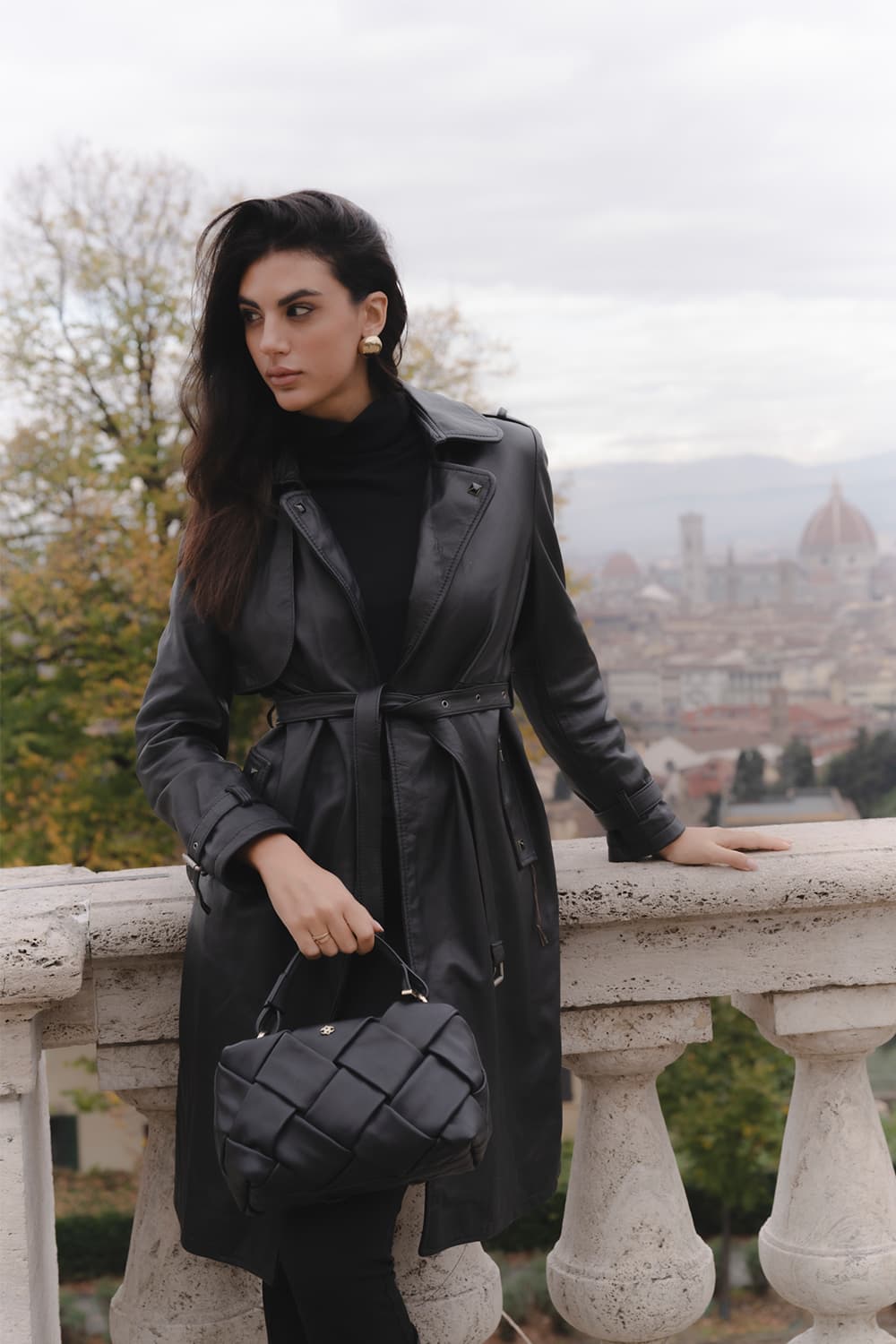 Ariel Nera donna Barone firenze - 4