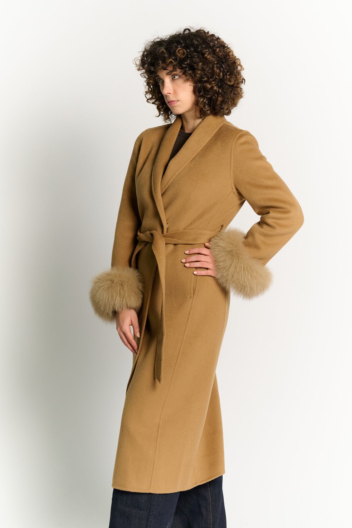 Cappotto Lungo Con Cintura e Manicotti Cammello donna Barone firenze - 3