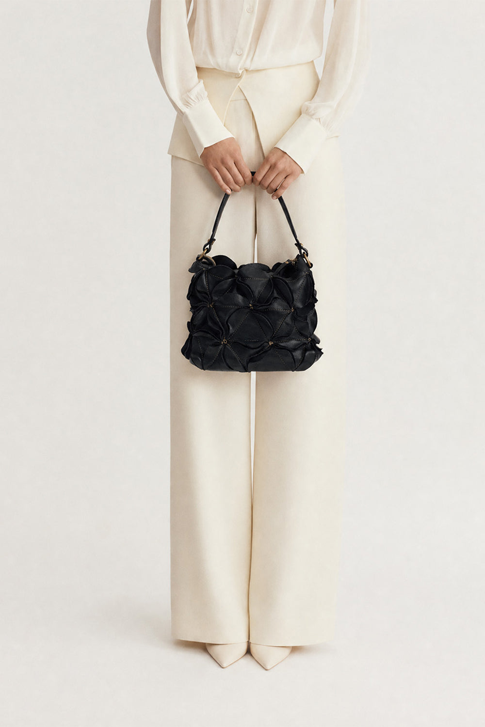 Fiore Nera donna Barone firenze - 3
