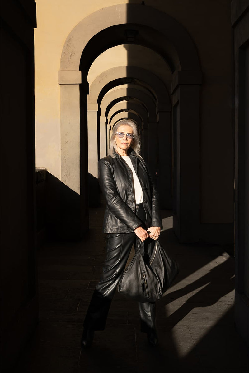 Monnalisa Nera donna Barone firenze - 6