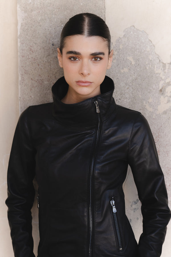 Sally Bis donna Barone firenze