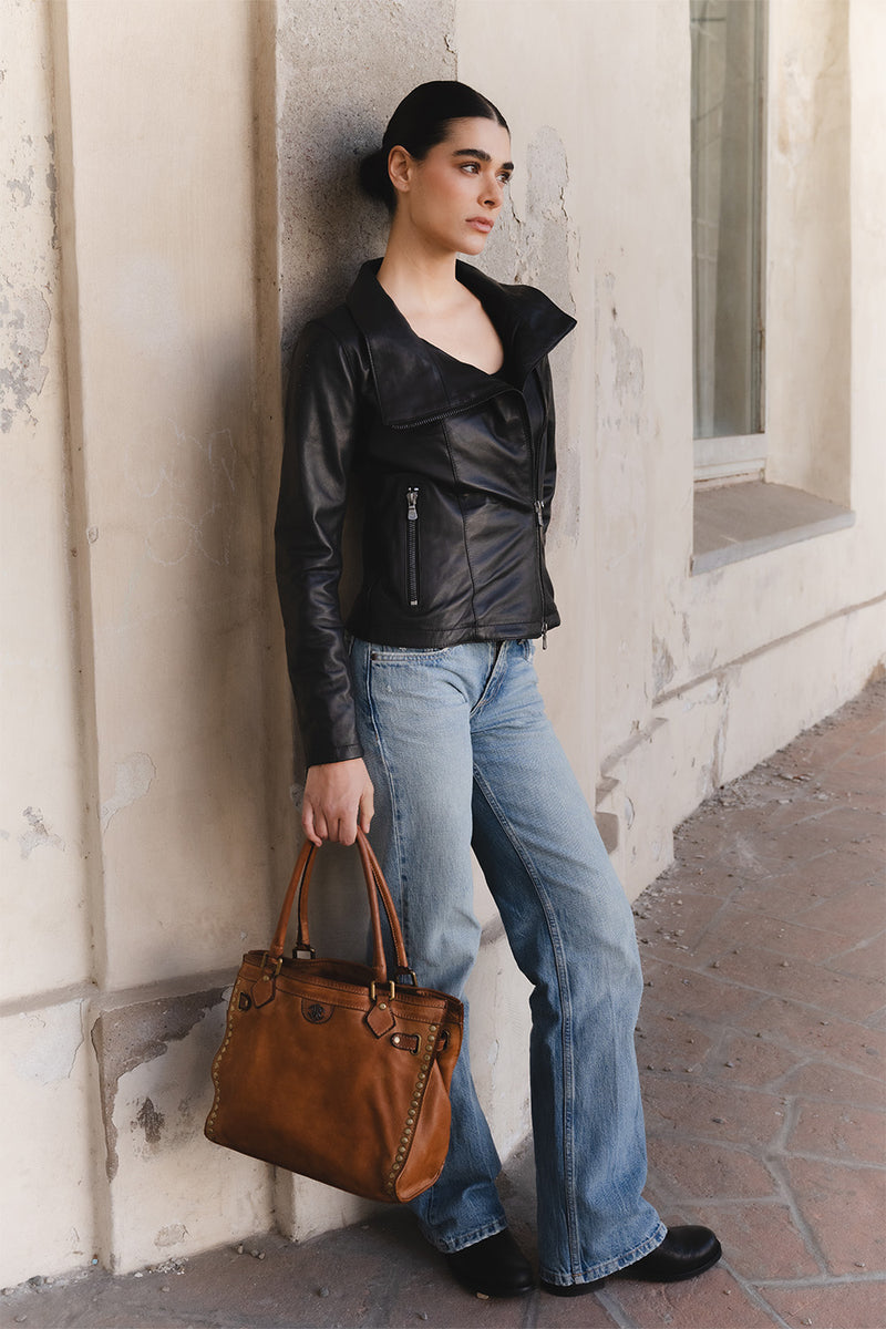 Sally Bis donna Barone firenze - 9