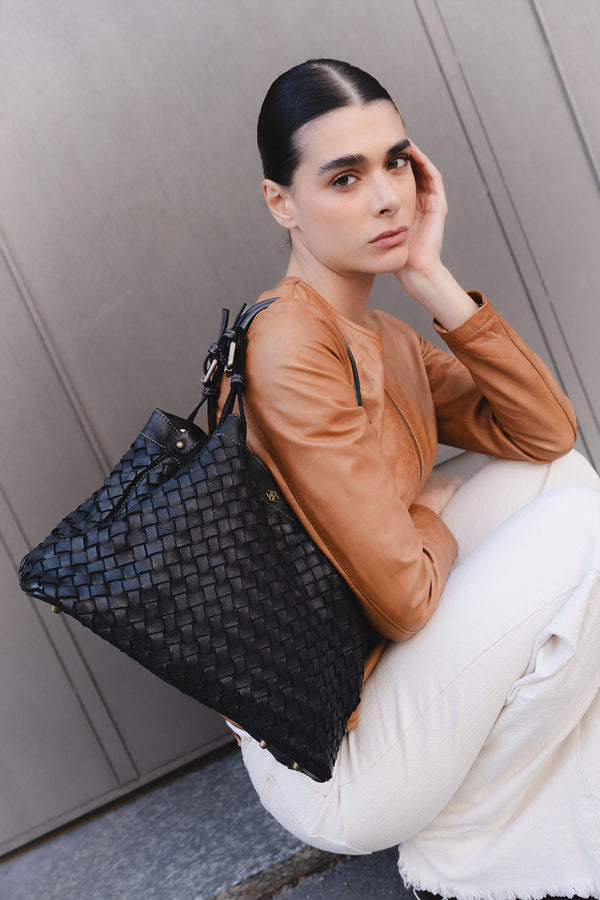 Siena Piccola Nera donna Barone firenze