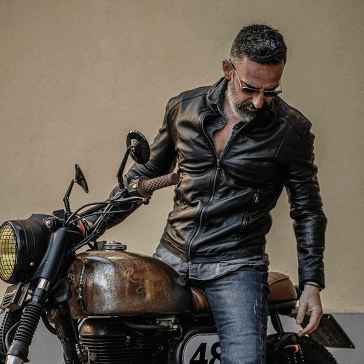 Jackets, bags, backpacks and accessories 100% genuine leather Made in Italy - Barone Firenze